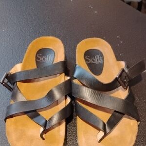 Söfft Black and Tan Sandals : 7M Womens